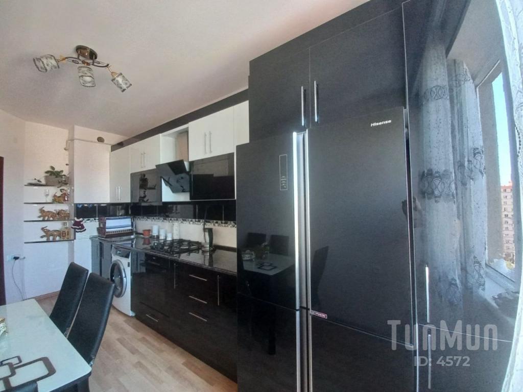 2 комн. кв., 49 m², Ереван, улица Шинарарнери - взять в аренду на TunMun